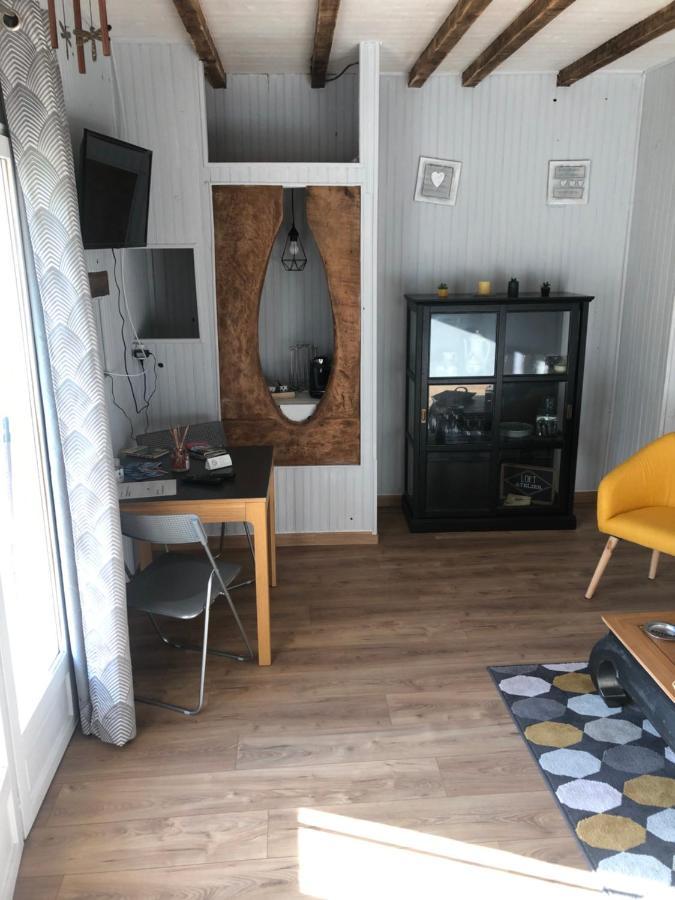 Les Vieille Tuiles Apartment Cudos Exterior foto